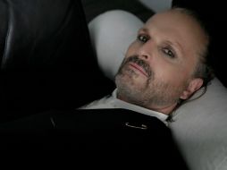 El cantante asegura estar muy feliz por su alianza y sabe que no pudo elegir mejores compañeros de viaje. TWITTER / @BoseOfficial