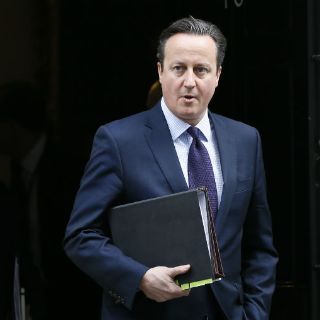 Cameron apoya bombardeos en Siria por parte de Inglaterra