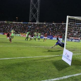Mineros y Juárez empatan en primer episodio de semifinal