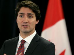El primer ministro Justin Trudeau anunció que recibirá un reasentamiento de diez mil refugiados al final del año. AP / ARCHIVO