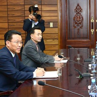 Las dos Coreas acuerdan diálogo a alto nivel en diciembre