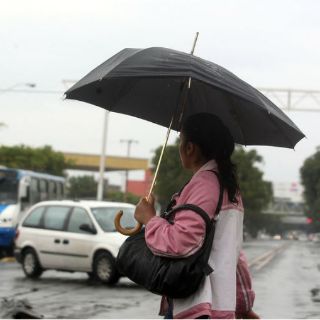 'Sandra' deja día nublado en Jalisco en su camino hacia el Norte