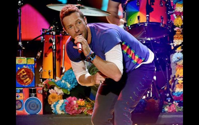 En el texto, en el que participa Coldplay, señala la preocupación por la degradación de ecosistemas. FACEBOOK / Coldplay