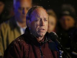 El alcalde de Colorado Springs, John Suthers señala que se el tiroteo fue una tragedia y que llorarán las muertes. AP / D. Zalubowski