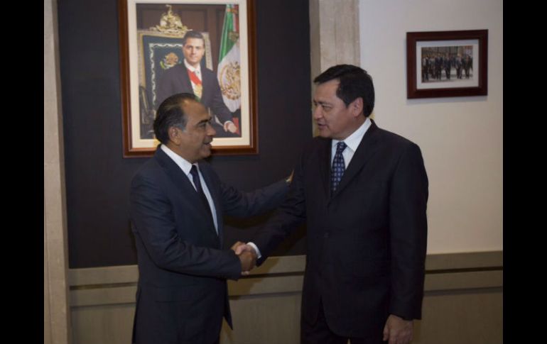 Héctor Astudillo señala que el objetivo de la reunión es para brindarle lo mejor a los guerrerenses. TWITTER / @osoriochong