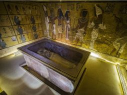 Los primeros análisis en la tumba del faraón Tutankamón indican la existencia de ''algo'' que ''podría ser una cámara vacía''. AFP / K. Desouki