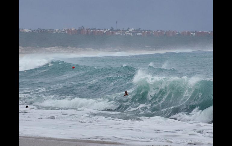 Se esperan vientos fuertes y oleaje elevado en costas de Sinaloa, Sonora y Baja California Sur. EFE /