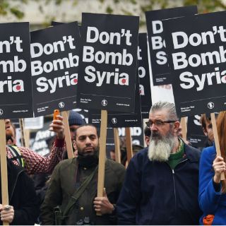 Londres se manifiesta contra proyecto de intervención en Siria