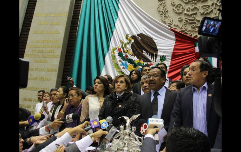 ''El objetivo del PRD es fortalecerse y ser capaz de ganar las elecciones (...) necesitamos alianzas para ser competitivos'', señalan. AFP / ARCHIVO