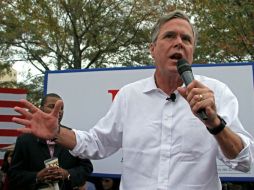 Bush opinó que Trump está ''mal informado'' sobre las cuestiones que enfrenta EU, especialmente en defensa y relaciones exteriores. AP / J. Lytle