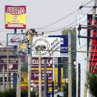 Contaminación visual y auditiva molesta a mexicanos: estudio