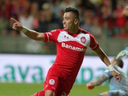 Un gol de Fernando Uribe a los 82 minutos del partido le aseguró a los Diablos Rojos del Toluca su pase a las semifinales. MEXSPORT / B. Maldonado