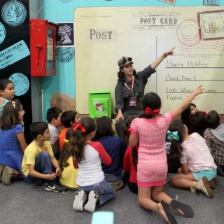 Fundación Telefónica presenta libro en la FIL 2015