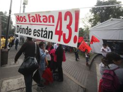 Este cierre se suma a otros de manifestantes que han realizado bloqueos buscando justicia por el caso Ayotzinapa. SUN / A. Hernández