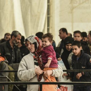 Filarmónica de Viena compra posada para refugiados