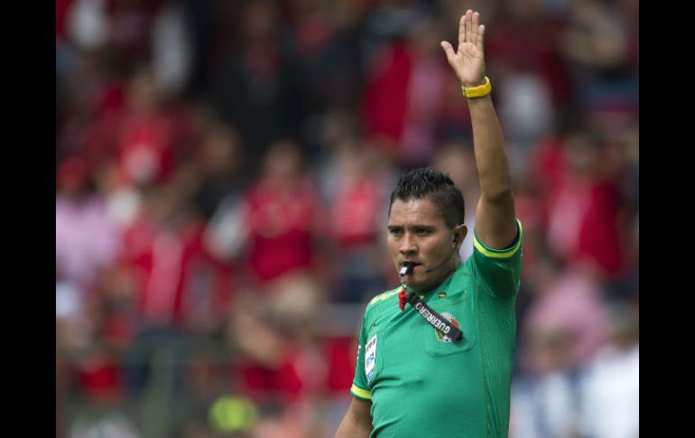 Aun no se ha aclarado quienes pitarán en los partidos de vuelta de la penúltima ronda de la liguilla. MEXSPORT / ARCHIVO
