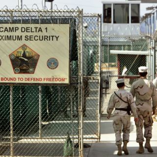 Por alto costo, EU rechaza cierre de Guantánamo: WSJ