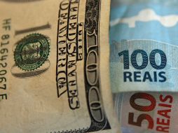 El tipo de cambio para solventar obligaciones denominadas en moneda extranjera en el país es de 16.5933 pesos. EFE / ARCHIVO