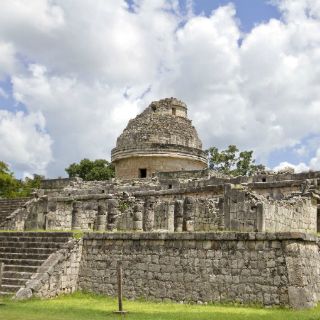 Zonas arqueológicas de Yucatán recibirán cien mil visitantes