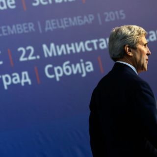 Podemos vencer al Estado Islámico en meses: Kerry