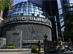 La Bolsa Mexicana de Valores (BMV) registra un descenso de 94.68 puntos. AFP / ARCHIVO