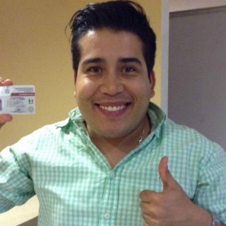 Va por libros a la FIL 2015 y sale con licencia de conducir