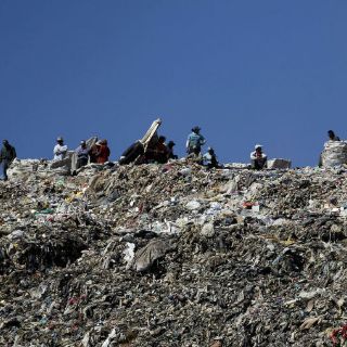 Picachos acumula basura por compactadoras descompuestas