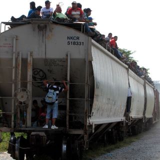 Presentan libro 'Migración interna en México'