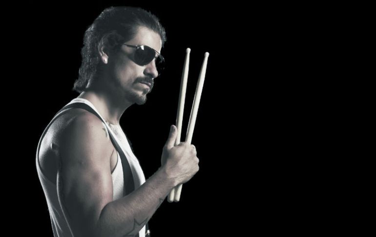 Los espectáculos no son nuevos para el ex inquilino de la casa, pues lo recordamos por temas como 'Sinfonía agridulce'. INSTAGRAM /