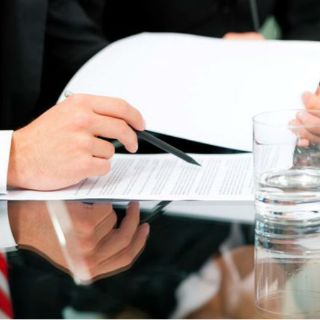 Axtel y Alestra firman acuerdo sobre fusión