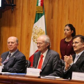 Condecoran al francés portador del pasado cristero: Jean Meyer