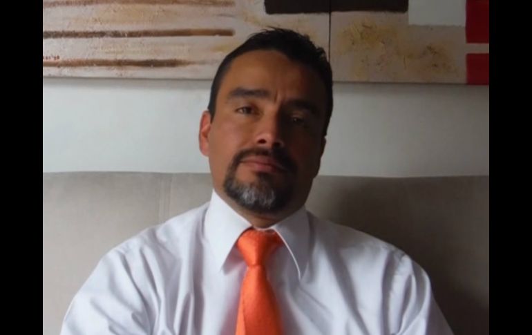 David Gámez escribe cuentos, poesía y reflexiones para aquellos que están resueltos a ser felices. YOUTUBE /  Javier David Gámez