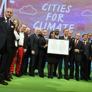 Mancera firma declaración contra cambio climático
