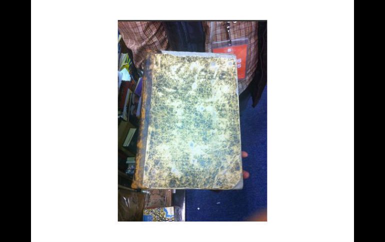 Tambien tienen una de la primeras ediciones de 'Juárez: su obra y su tiempo' con valor de 20 mil pesos. ESPECIAL / H. Navarro