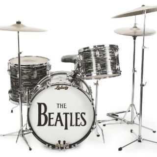 Subastan batería de Ringo Starr en 2.2 MDD