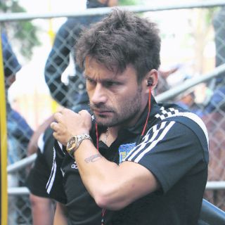 Árbitros deben aclarar las jugadas polémicas: Sobis