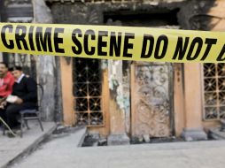 La fachada del restaurante afectado resultó severamente dañada tras el incendio que ocasionaron las explosiones. AP / A. Nabil