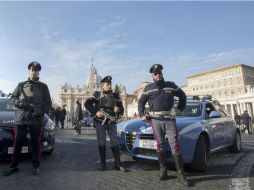 Las medidas de seguridad se han intensificado en Italia después de los ataques terroristas del pasado 13 de noviembre en París. EFE / C. Peri