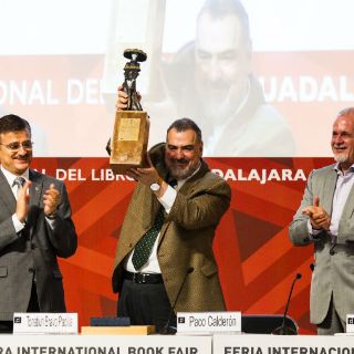 La Catrina va para Paco Calderón