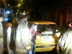 Elementos del cuerpo de Bomberos de Bogotá atendieron de inmediato la emergencia. TWITTER / @BomberosBogota