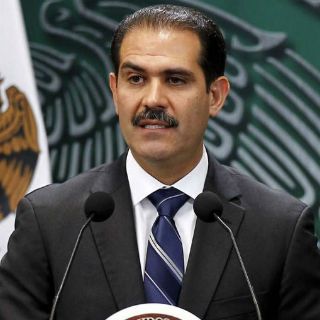 Catean y aseguran oficina ligada a Guillermo Padrés