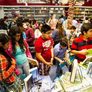 Niños y jóvenes, los que más asistieron a la FIL 2015