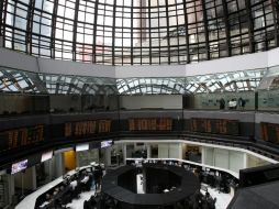 El promedio industrial Dow Jones baja 0.29%, el Nasdaq pierde 0.30% y el Standard & Poor's 500 retrocede 0.38%. EFE / ARCHIVO