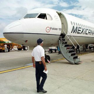 Anuncian tercera subasta de bienes de Mexicana de Aviación