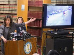 ''Después de una investigación (...) hemos decidido la no presentación de cargos contra el oficial George Hernández'', anuncia fiscal. AFP / S. Olson