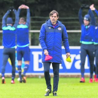 Guardado y Moreno buscarán pase