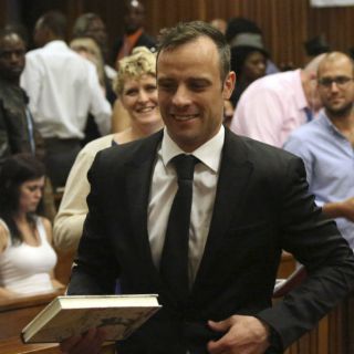 Pistorius obtiene libertad bajo fianza