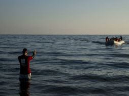 A pesar del enorme riesgo que corren, cientos de personas intentan llegar a Turquía vía marítima. EFE / Z. Balogh