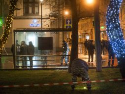El suceso tuvo lugar en pleno centro de Moscú en una zona que posteriormente fue acordonada. AP / N. Koreshkov