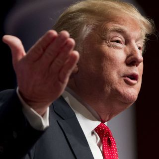 Grupo emiratí retira productos de Trump de sus tiendas